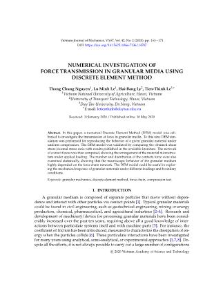 Numerical investigation of force transmission in granular media using discrete element method